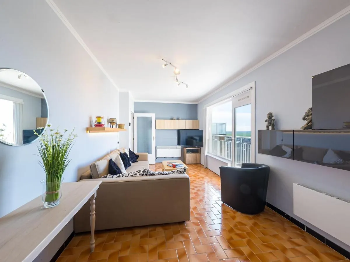 Rooftop Apartment With Terrace Middelkerke